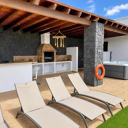 Ballena Azul Del Mar Villa *
